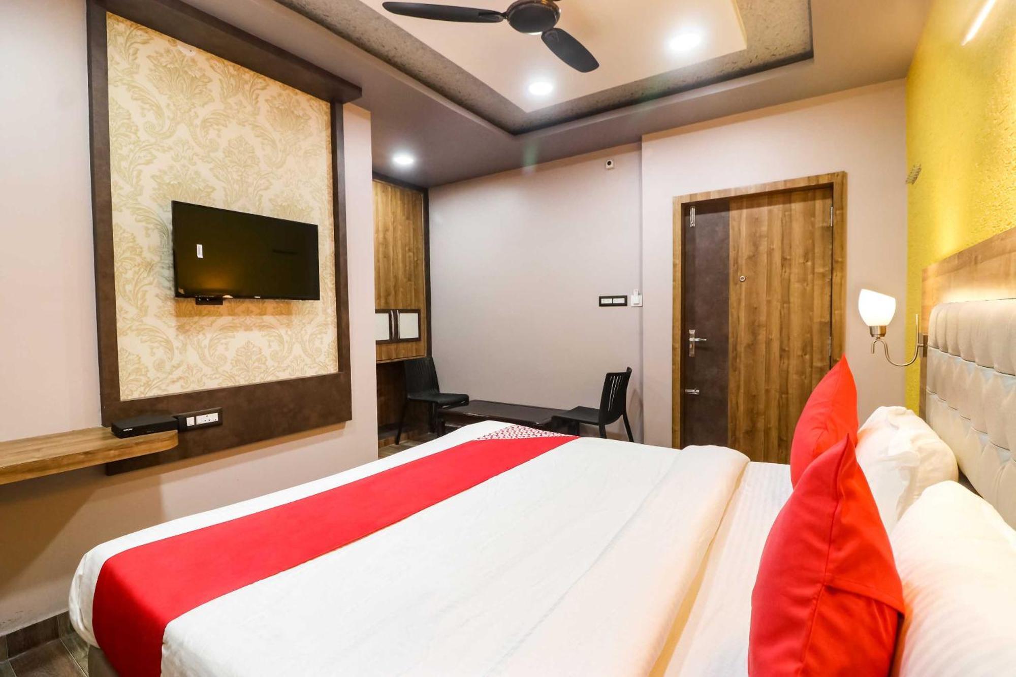 Super Hotel O Padma Manor Brahmapur Εξωτερικό φωτογραφία