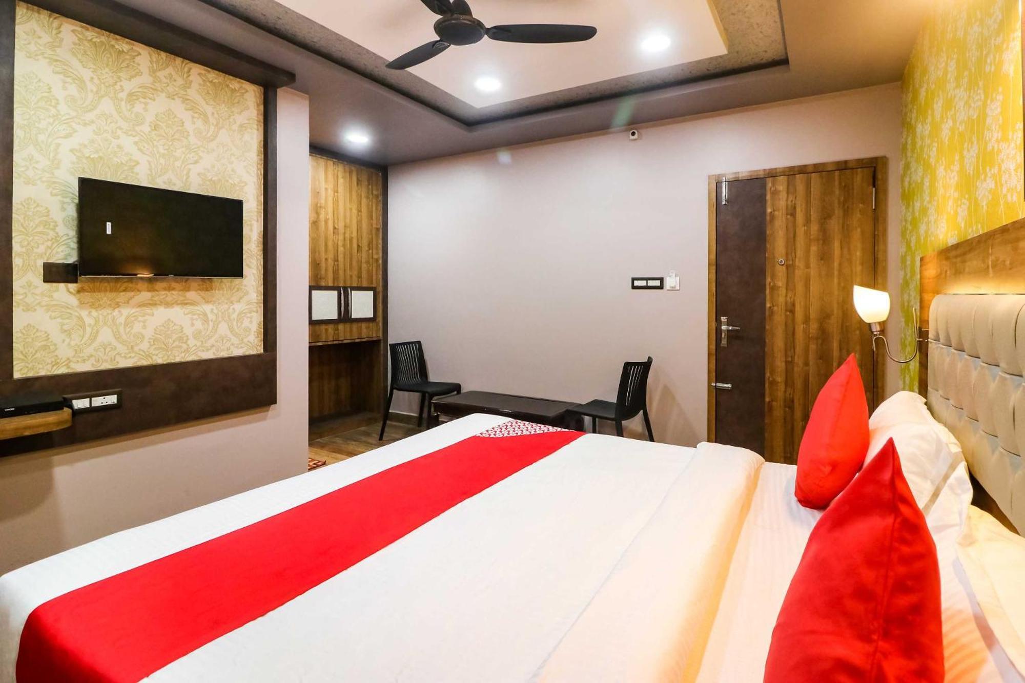 Super Hotel O Padma Manor Brahmapur Εξωτερικό φωτογραφία